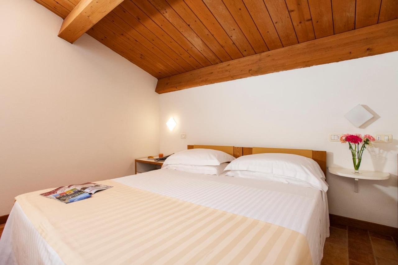 Aparthotel La Principina- Borgo S.Antonio-Borgo S.Giuseppe Principina Terra Esterno foto